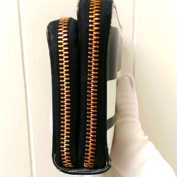 Kate Spade Zipper Wallet - Picture 4 of 12